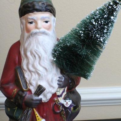 LOT #51: Traditional American Craftsâ„¢ Tall Santa Claus w/ Tree and Bag of Toys Holiday Deco