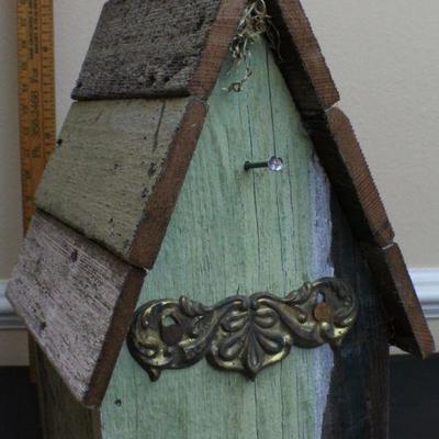 LOT #54: Vintage Wood Deco Bird Home