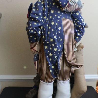 LOT #59: LARGE Santa Claus Figure w/ Patriotic Theme