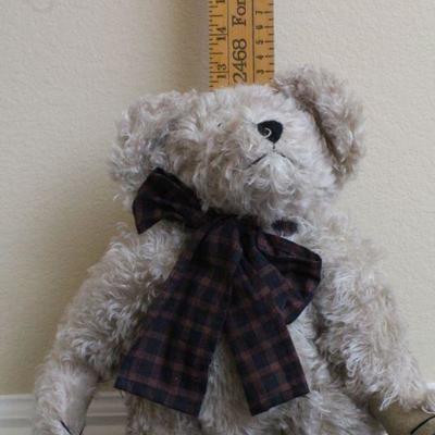 LOT #88: (2) Teddy Bears Unmarked