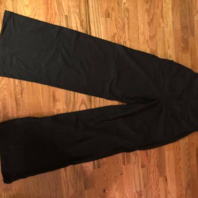 LULULEMON SIZES 10-12 AVAILABLE
