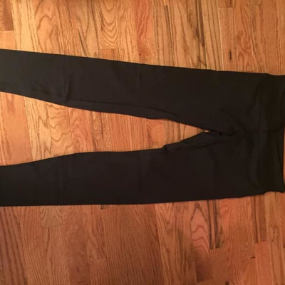 LULULEMON SIZES 10-12 AVAILABLE