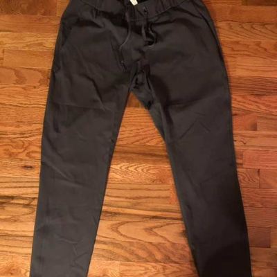 LULULEMON SIZES 10-12 AVAILABLE