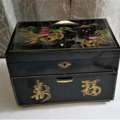 Lot #67  Vintage Japan Jewelry Box - Mt. Fuji on lid