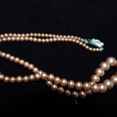 Faux Pearl Necklace 