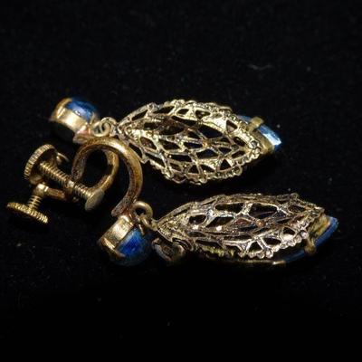 Vintage Blue Screw-back Earrings, Gold Tone 