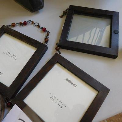 Lot 33 Pier 1 picture frames and home Decor piece