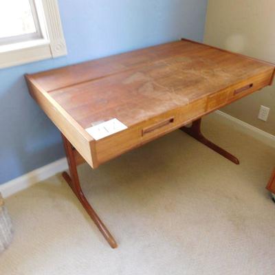 Lot 47 wood desk in need of refinishing