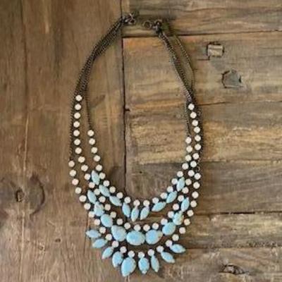 MEZI Australia 3-strand Statement necklace 