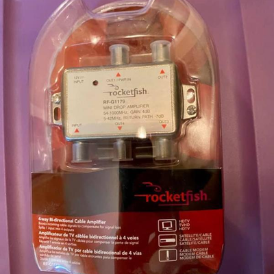 ROCKETFISH 4-WAY BI-DIRECTIONAL CABLE ADAPTER