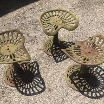 WROUGHT IRON OUTDOOR STOOLS
