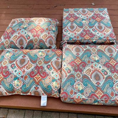 OUTDOOR CUSHIONS (SET OF 3)