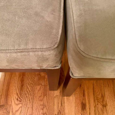 SUEDE OTTOMAN BENCH