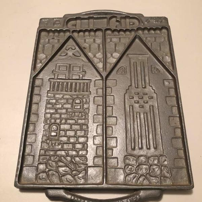 Metal Gingerbread House Mold 