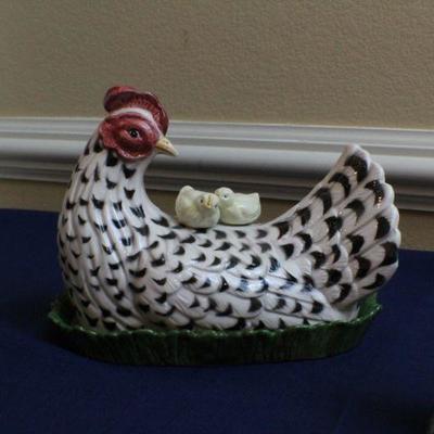 LOT #115: Fitz and Floyd ( 4) Roosters Home/Kitchen Deco