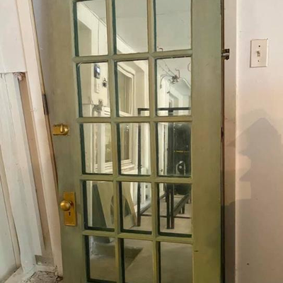 ANTIQUE MIRRORED DOOR