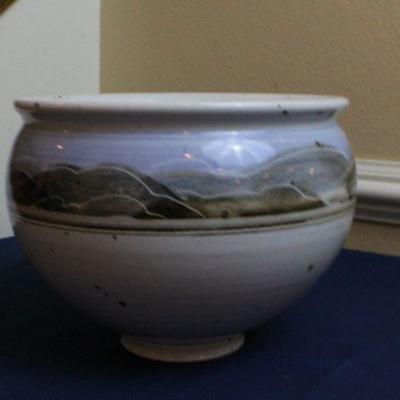 LOT #117: Signed Ceramic Pot