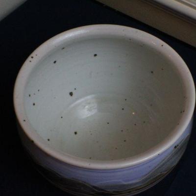 LOT #117: Signed Ceramic Pot