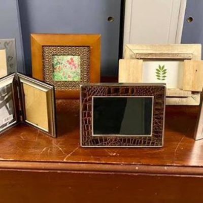 ASSORTED FRAMES