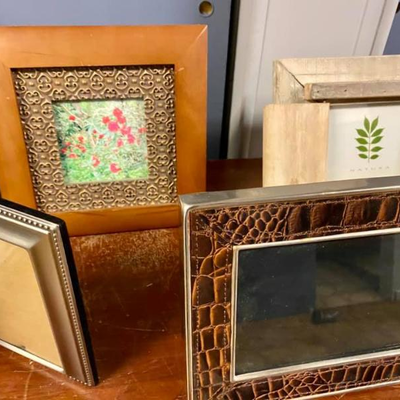 ASSORTED FRAMES