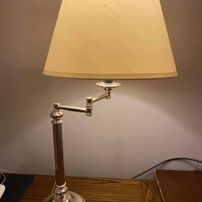 FLOOR & TABLE LAMPS