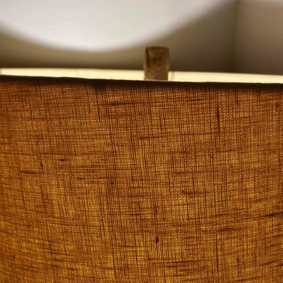 FLOOR & TABLE LAMPS