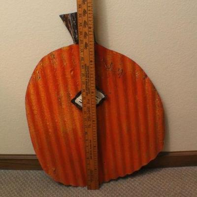 LOT #124: Happy Fall Pumpkin Home Deco 
