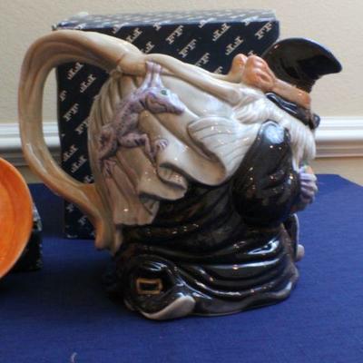 LOT #144: Fitz and Floyd Vintage Witch and Pumpkin Ceramic Halloween Deco