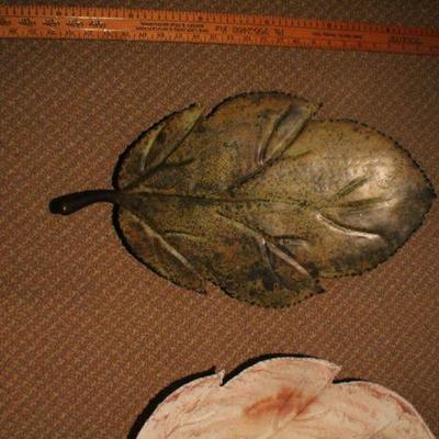 LOT #150: Pair of Leaf Decorative Plates