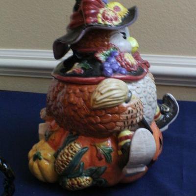 LOT #152: (3) Fitz and Floyd Ceramic Halloween Deco Items 