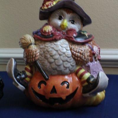 LOT #152: (3) Fitz and Floyd Ceramic Halloween Deco Items 