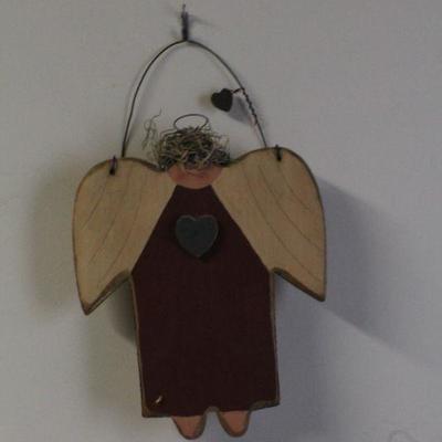 LOT #163: Vintage CHESTNUT LANE CREATIONSâ„¢ Hanging Angel Christmas Home deco 