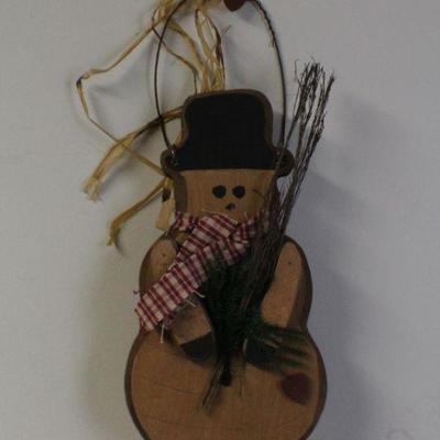 LOT #164: Vintage CHESTNUT LANE CREATIONSâ„¢ Hanging Christmas SNOWMAN Home Deco 