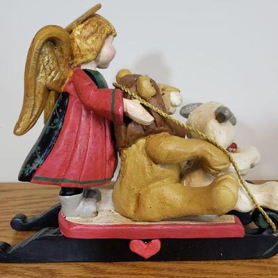 Lot 196: House of Hattenâ„¢ Large Peaceable Kingdom Sleigh 
