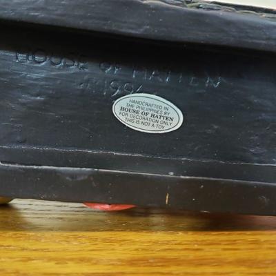 Lot 196: House of Hattenâ„¢ Large Peaceable Kingdom Sleigh 