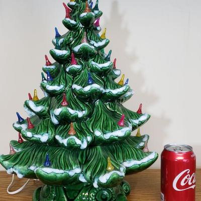 Lot 199: Ceramic Christmas Tree 