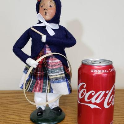 Lot 229: Byers Caroler Girl With Hoop