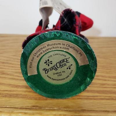 Lot 232: Byers Caroler Girl with Newspaper 