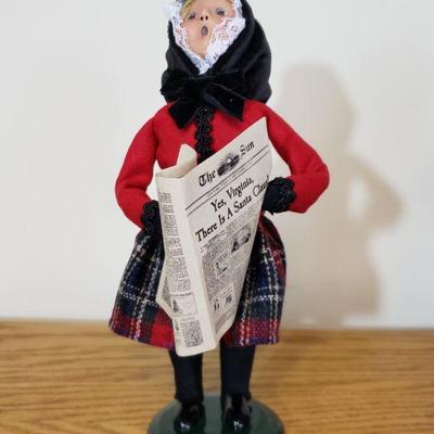 Lot 232: Byers Caroler Girl with Newspaper 