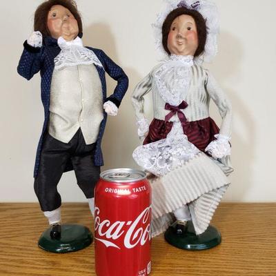 Lot 233: Byers Carolers Couple Dancing 