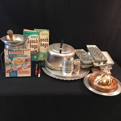 Lot 27 - Vintage Kitchen Essentials 