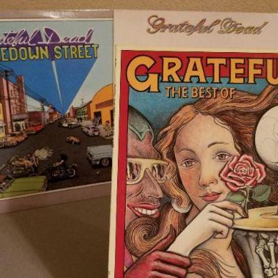 LOT #245: Assorted Vintage Lp's (THE GRATEFUL DEAD)