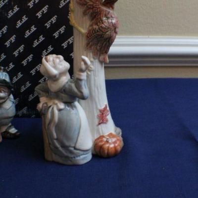 LOT #258: Vintage Pair of Fitz and Floydâ„¢ Thanksgiving Deco