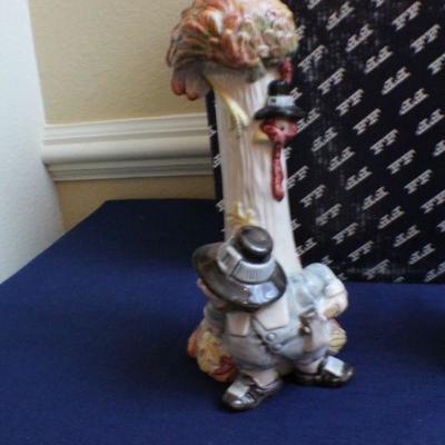 LOT #258: Vintage Pair of Fitz and Floydâ„¢ Thanksgiving Deco