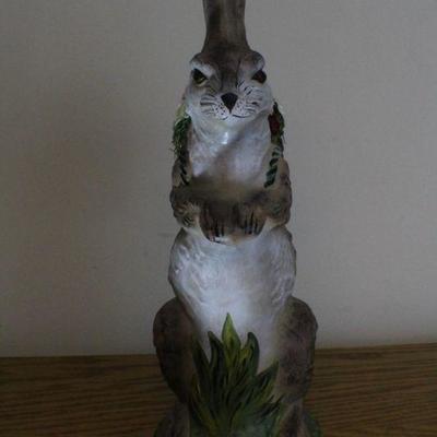 LOT #266: 1998 MONIâ„¢ Easter Holiday Bunny Figure w/ Flower Backpack 