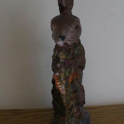 LOT #268: 1997 MONIâ„¢ Easter Bunny Decorative Figure w/ Carrots