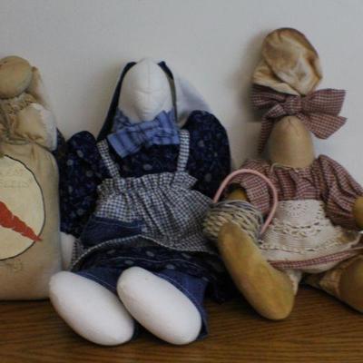 LOT #270: Small Decorative Animal Figures (4) 