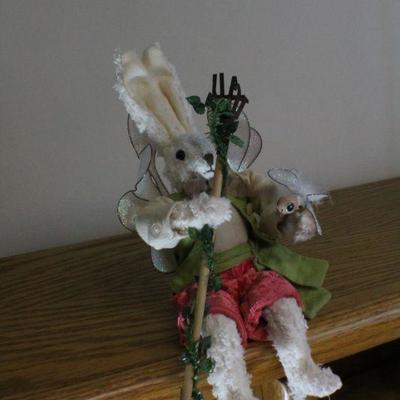 LOT #271: Seated Holiday Bunny Deco