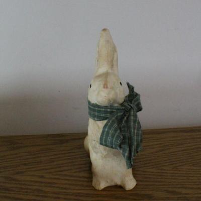 LOT #278: Small Easter Bunny Holiday Deco w/ Green Scarf