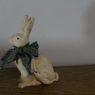 LOT #278: Small Easter Bunny Holiday Deco w/ Green Scarf